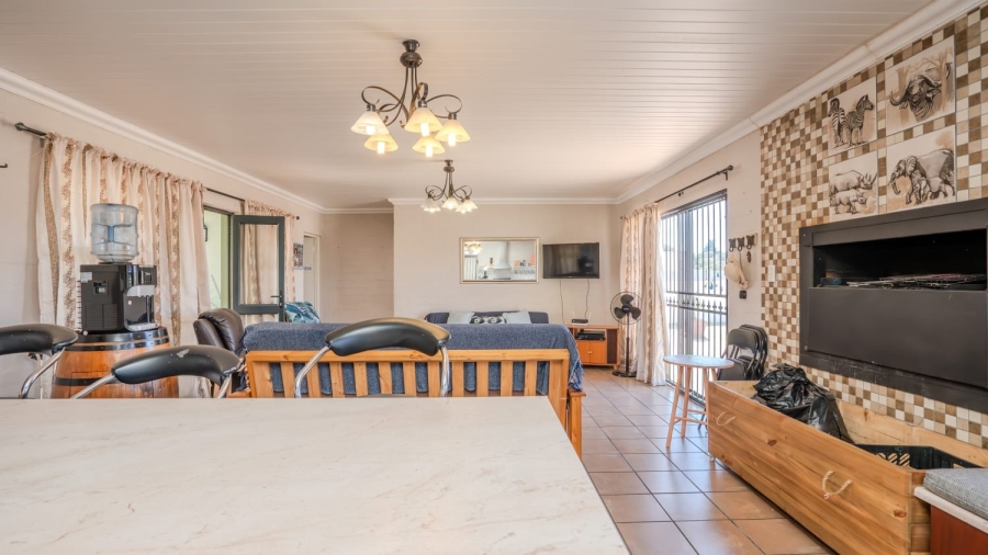 3 Bedroom Property for Sale in Country Club Western Cape